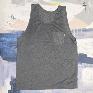 Vuori Tank Top Shirt Mens Medium Tradewind Gray Active Sleeveless Soft